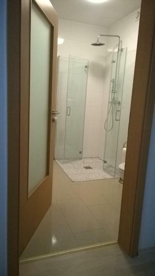 Pensionsappartments Blitz Wiesbaden Bagian luar foto