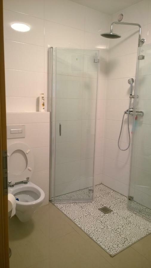 Pensionsappartments Blitz Wiesbaden Bagian luar foto