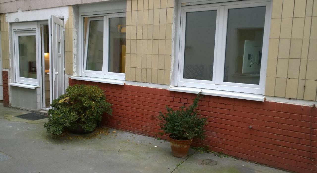 Pensionsappartments Blitz Wiesbaden Bagian luar foto